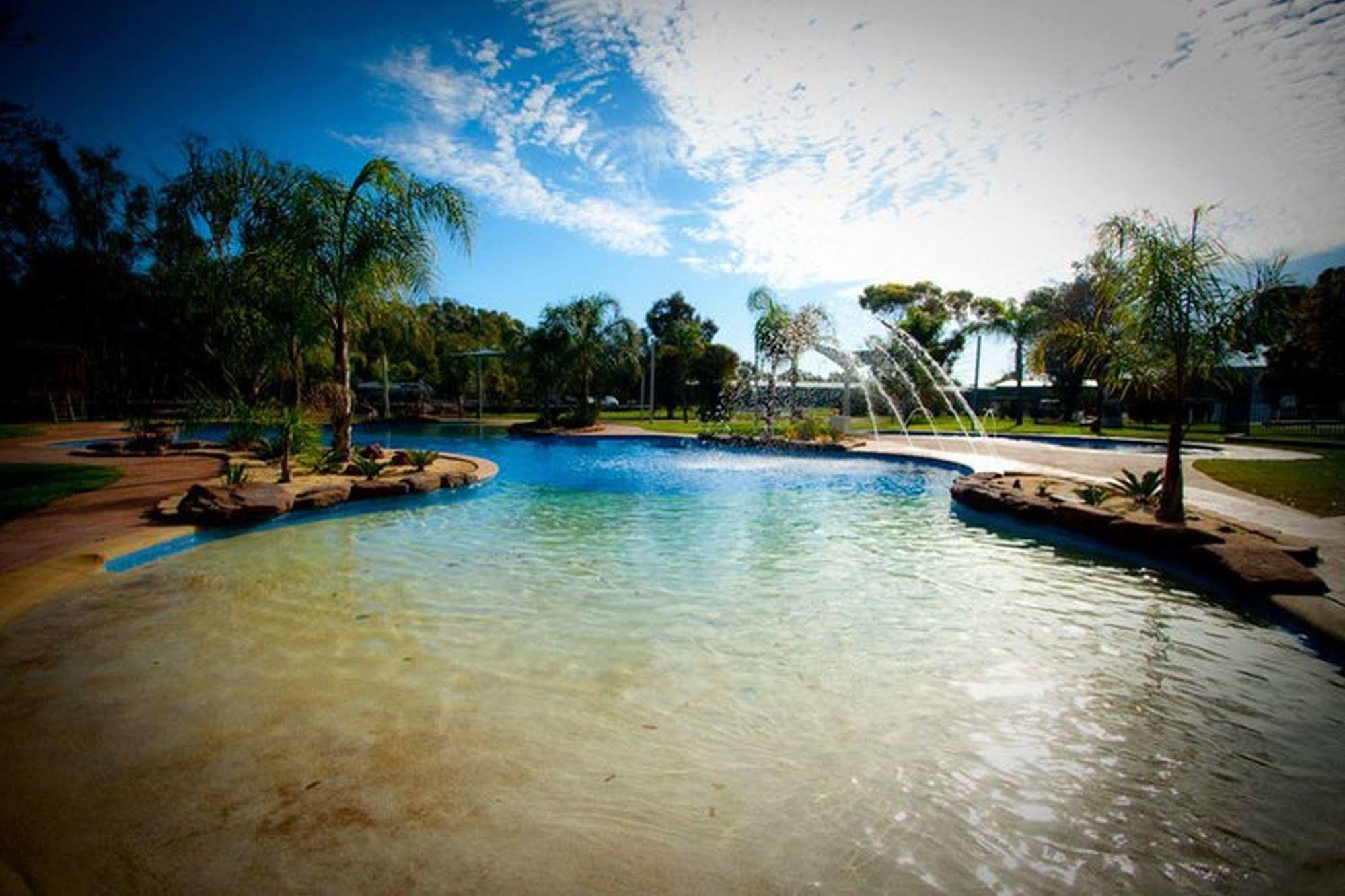 Tasman Holiday Parks - Merool On The Murray Echuca Exterior foto